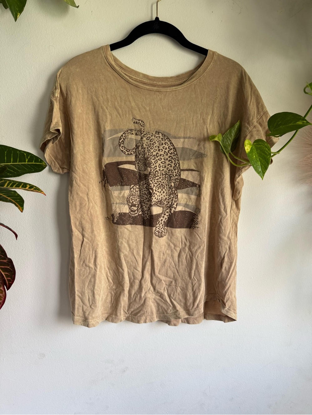 Three Bird Nest Vintage Canvas Leopard Graphic Tee Tan Boho Western - Picture 2 of 5